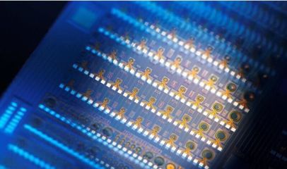 應(yīng)用電子技術(shù)的就業(yè)前景與電子技術(shù)開(kāi)發(fā)趨勢(shì)